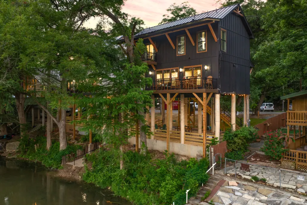 0849b813 1be4 41c1 88b3 041bd85403f0