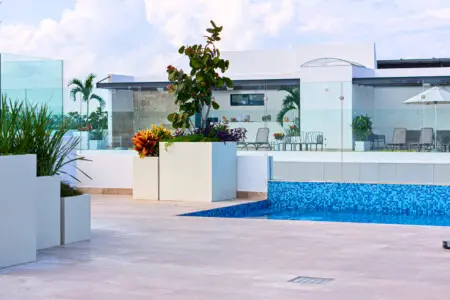 1c46577b 34f7 4e34 8000 d3e7ba075670