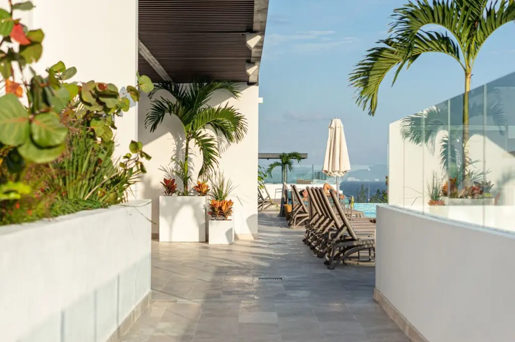 1f035a25 d2e9 43eb b167 327c82a71013