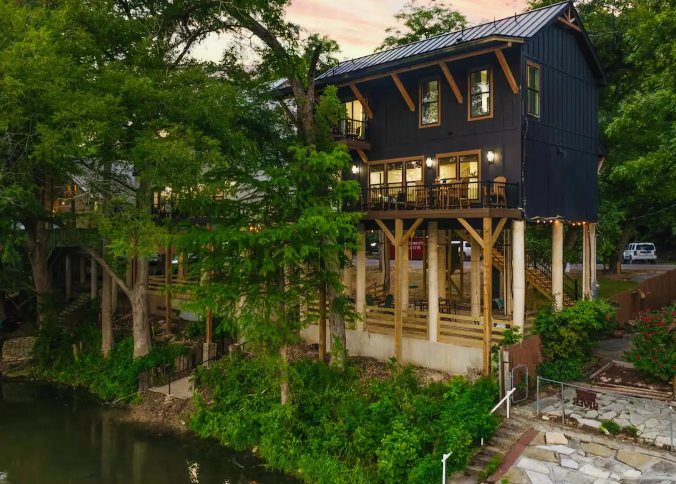 3acb8129 48f0 41ec b6c1 0cc2b51bc425