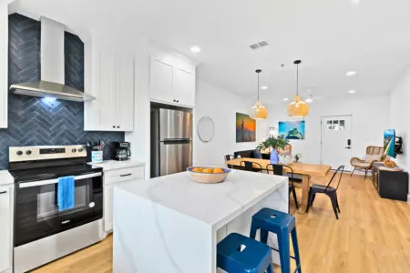 49e0637d 271b 46f5 a464 09d8c3555a5e