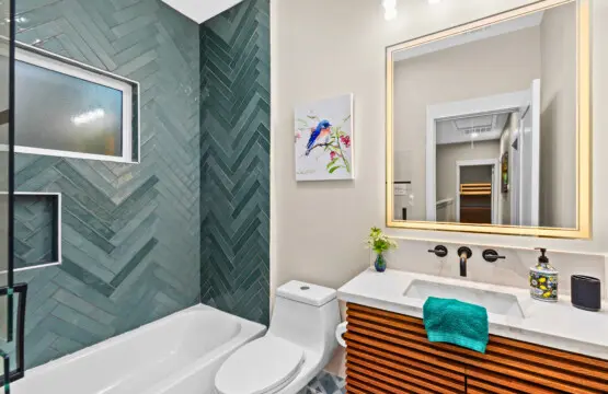 56c5bf9d e940 4b33 a434 2321ad906c69