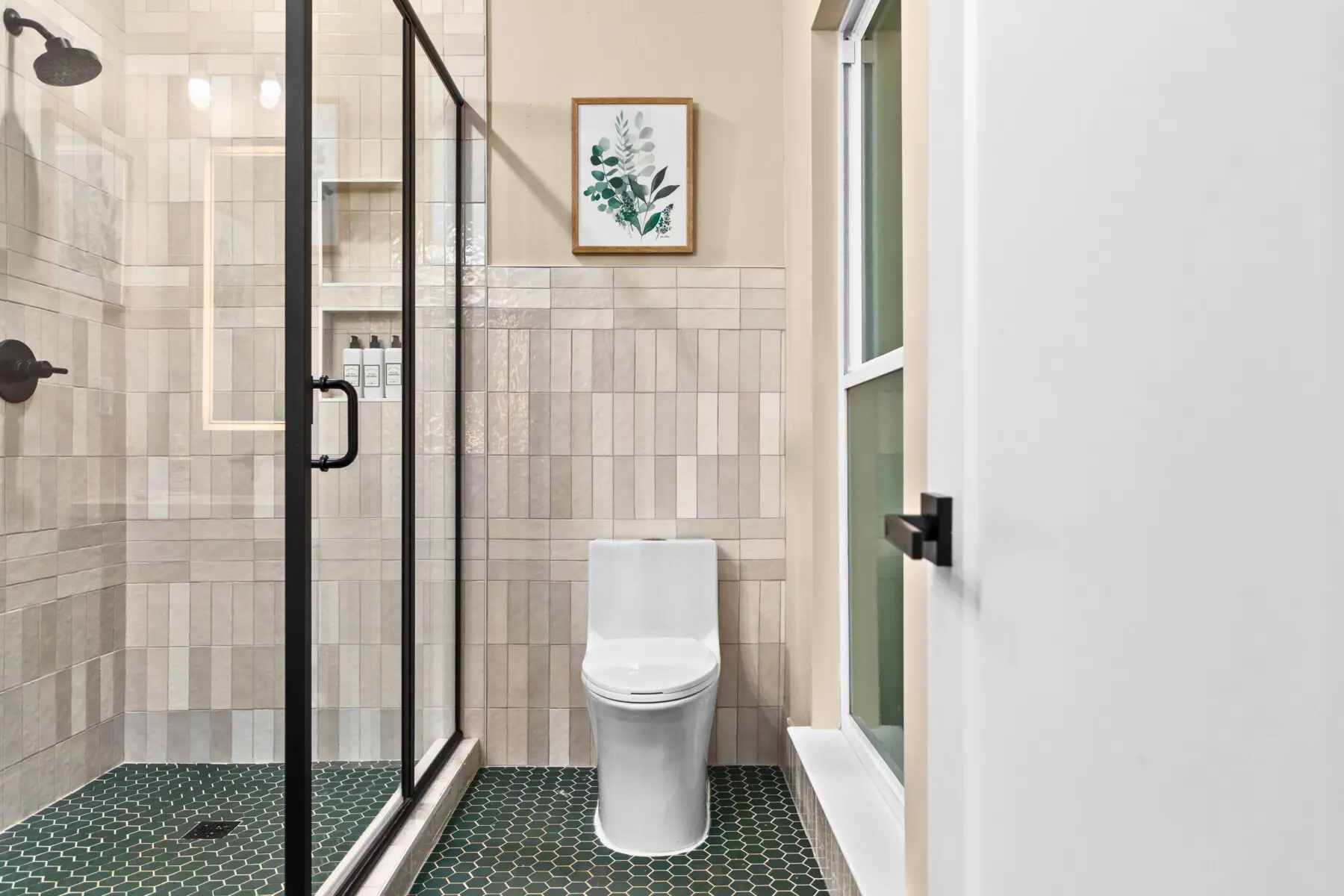 66b6faaa ce95 4062 9cd7 35066d809823