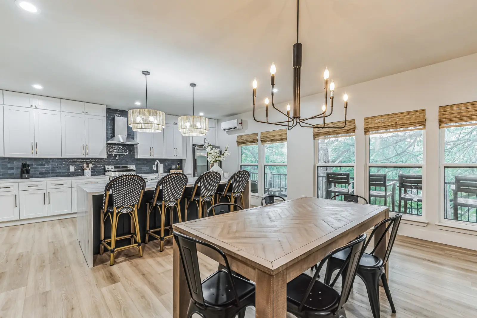 79b38882 31dd 40d8 9ce0 ae37116f2a07