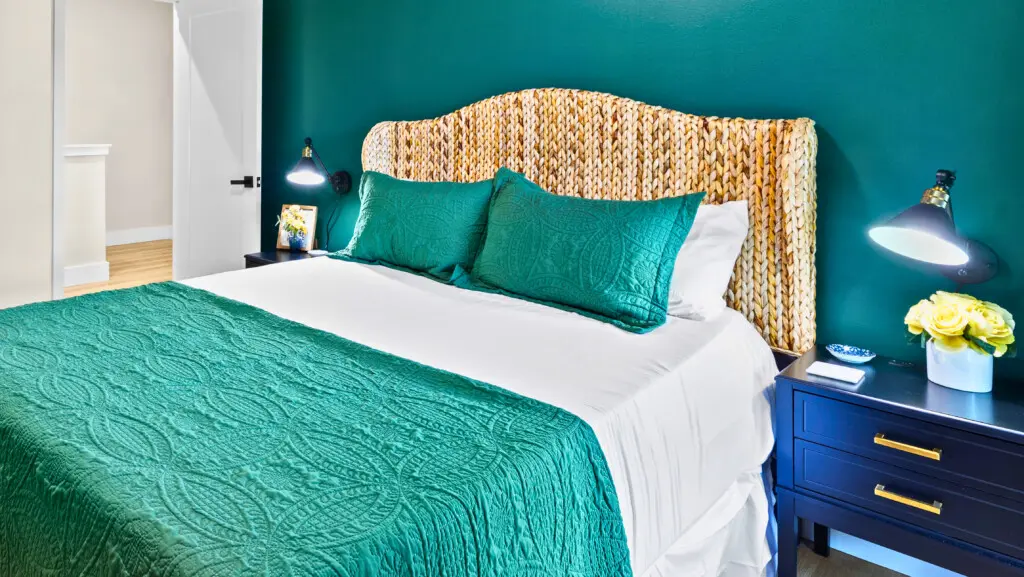 7af0a480 b877 4d2e b4b4 72a358a05764