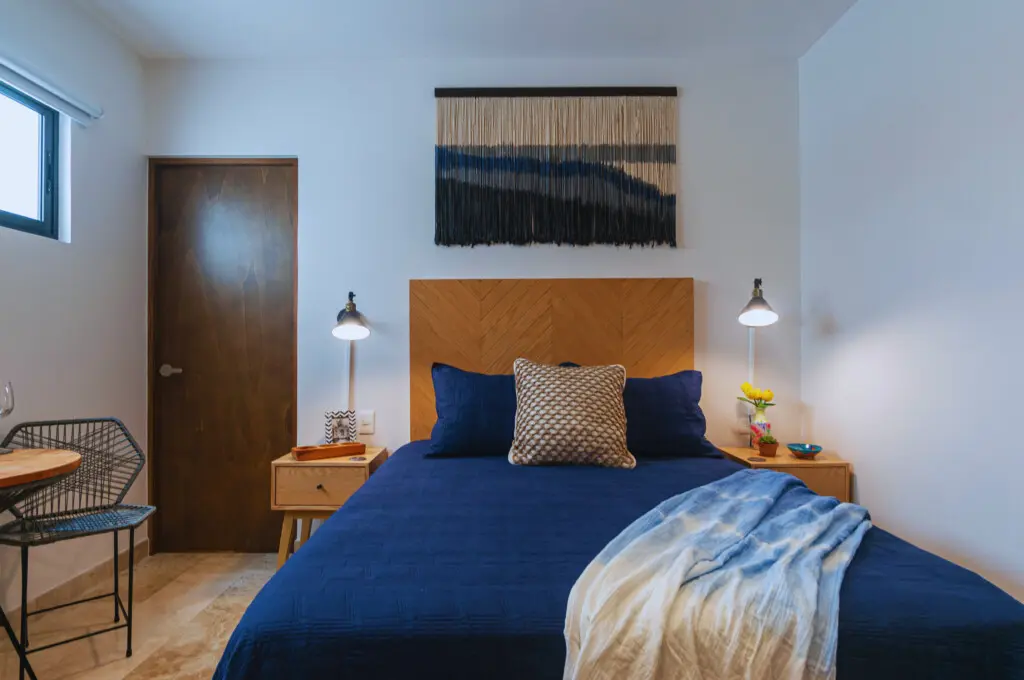 9a3f0ade 5728 4efb a291 c43ded0f60c1