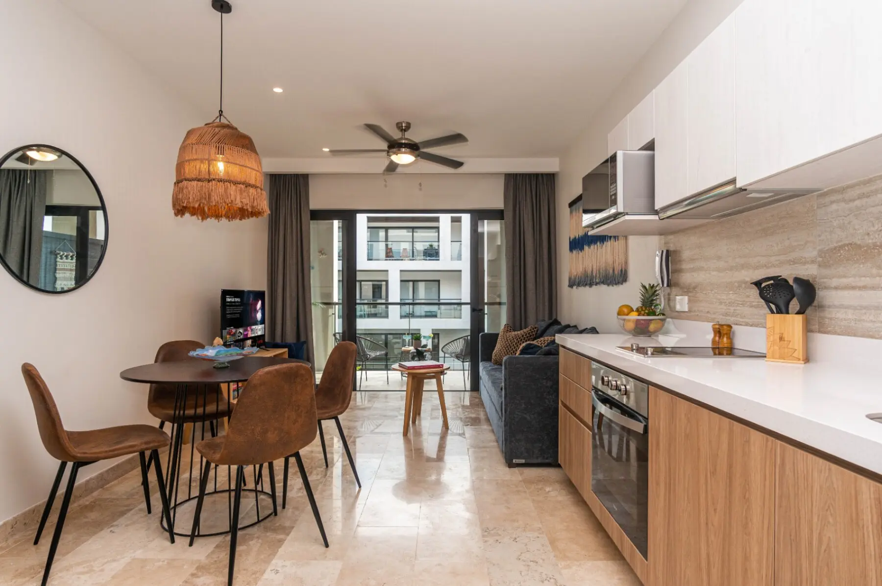 9bfb1a32 b636 444c 8387 831e20f8102e