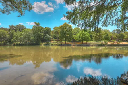 a4c533a8 6ef5 4cf5 a08e c365b21a3fd8