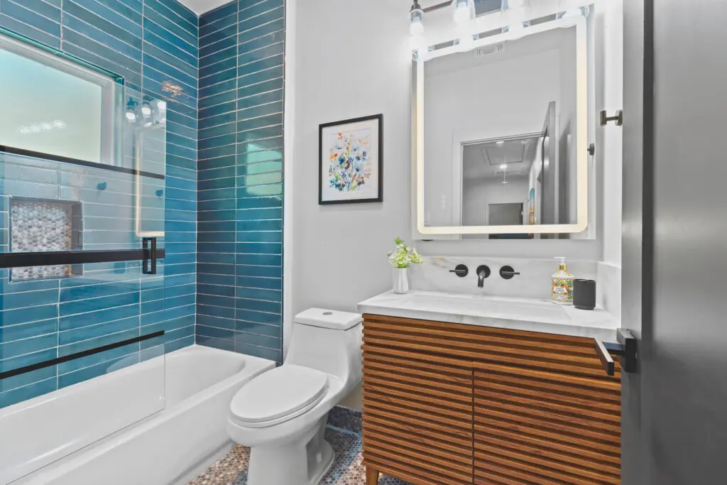 ae7a43e4 b808 494f 81ec 449644f93659