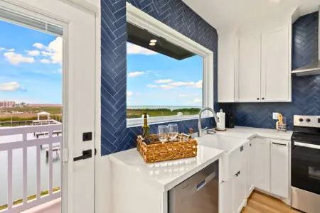 af0fbc86 2349 469e 9cc4 ffbcfdb9967e