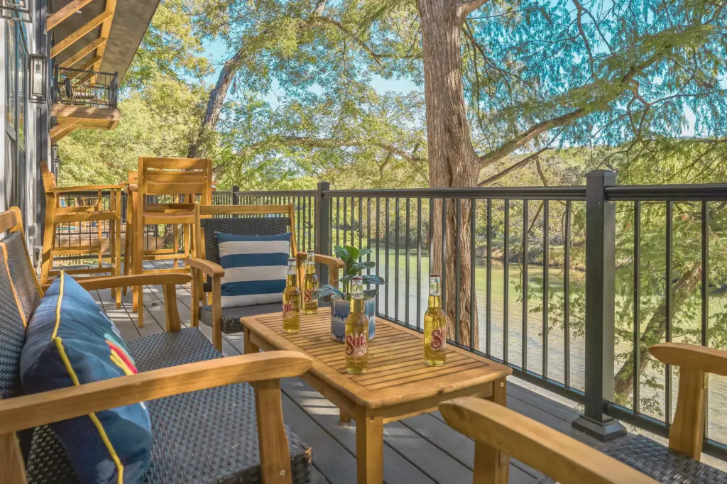 b227f2fa 72ef 4078 9166 abbc256784c8