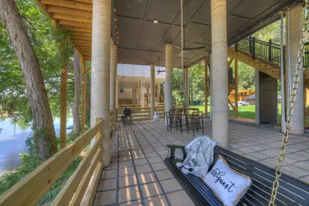 b96cc971 b8de 4ac0 b98b 2ec864136a11