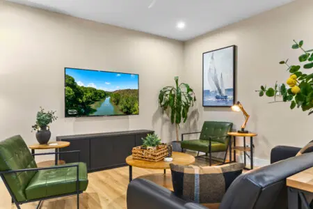 d3ab31c1 f515 469b a70d 07a5e5dfdd1b