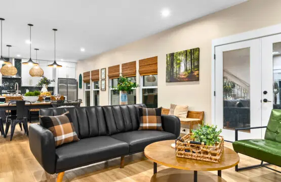 e34bc9ff 01b5 47be a9eb 24b74de7299f