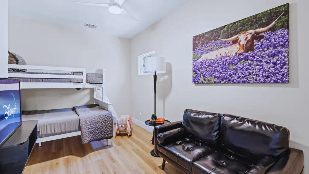 e79558cc 83ca 45b8 963d b43a508335c7