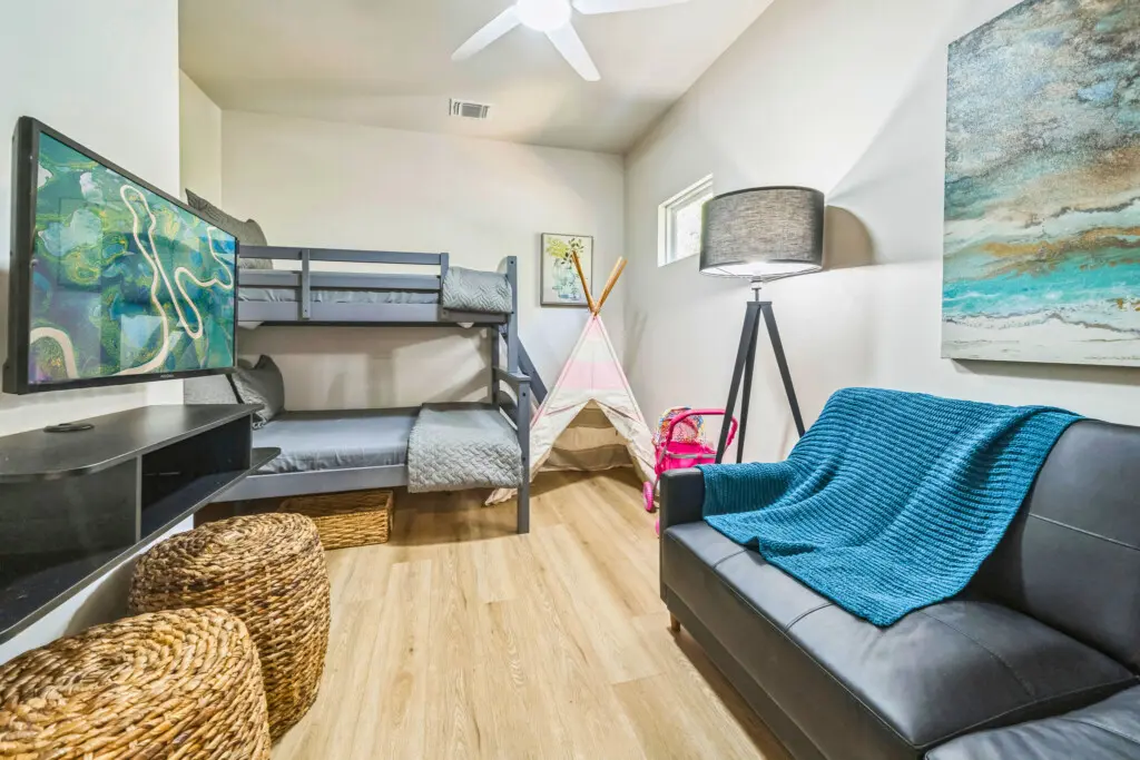 f6a09023 9a40 4bf4 a4ce 34a4ab081b8e