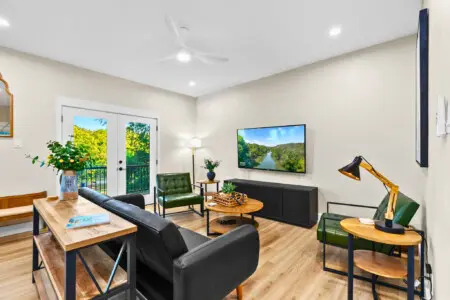 fd781760 09e0 47a4 b41a 831de32dd3d6